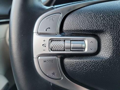 Certified 2023 Genesis GV70 2.5T w/ Advanced Package image 7