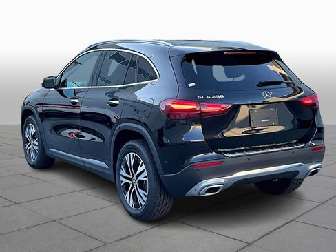 Used 2026 Mercedes-Benz GLA 250 image 11