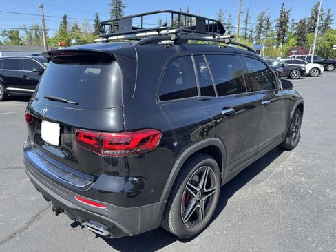 Used 2023 Mercedes-Benz GLB 250 4MATIC image 3