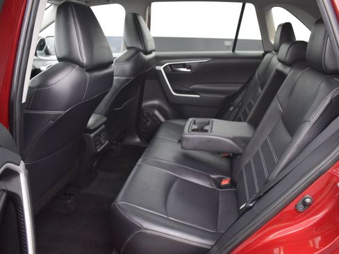 Used 2021 Toyota RAV4 XLE Premium AWD/4WD image 13