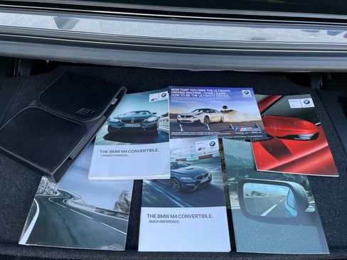 Used 2018 BMW M4 Convertible RWD image 54
