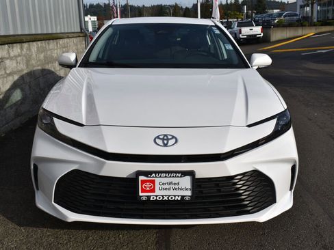 Certified 2025 Toyota Camry LE image 2