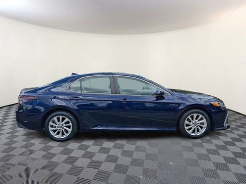 Used 2021 Toyota Camry LE FWD image 7