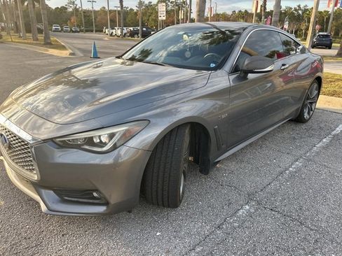 Used 2018 INFINITI Q60 Red Sport 400 image 1