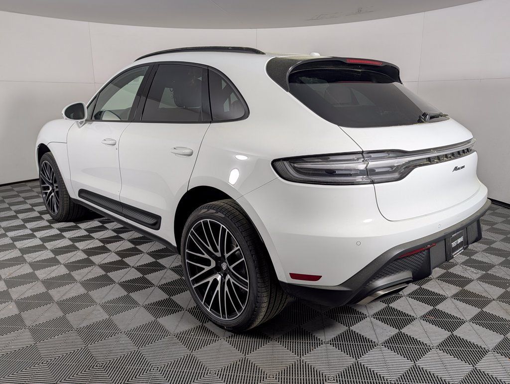 New 2026 Porsche Macan AWD/4WD image 3