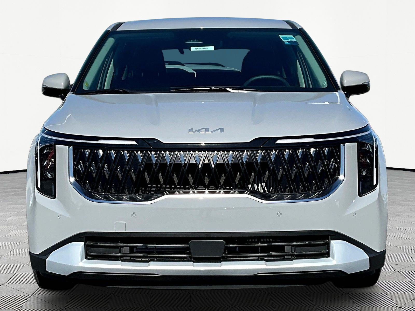 New 2027 Kia Carnival LXS FWD image 2
