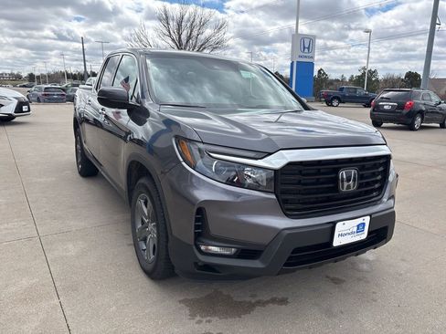 Used 2023 Honda Ridgeline RTL-E image 3