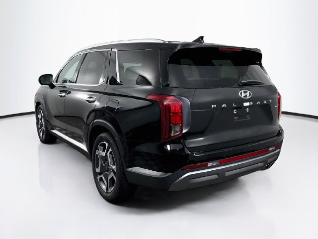 Certified 2024 Hyundai Palisade Limited AWD/4WD image 8