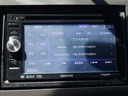 Used 2013 Ford F550 2WD Crew Cab Super Duty w/ Payload Upgrade Pkg image 21