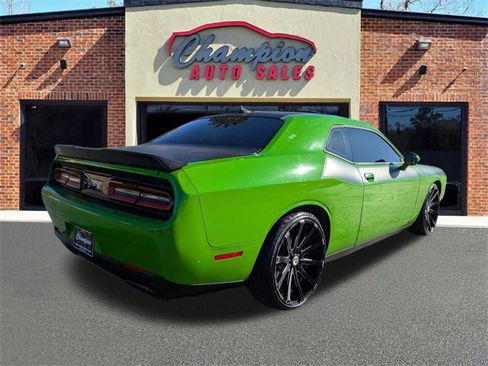Used 2017 Dodge Challenger T/A image 3