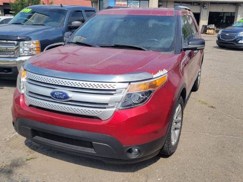 Used 2013 Ford Explorer XLT AWD/4WD image 1