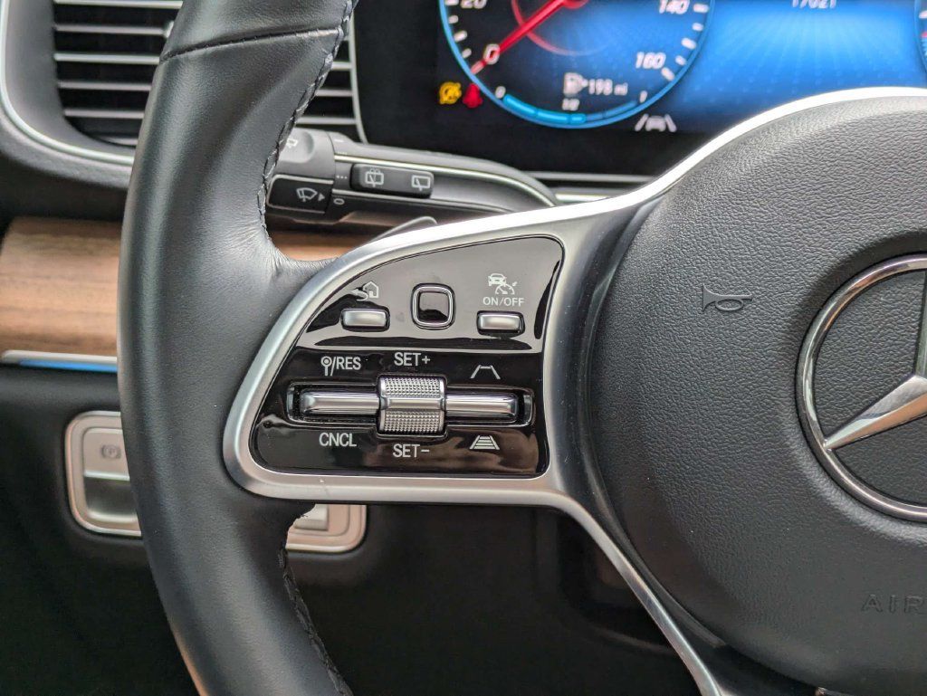 Used 2023 Mercedes-Benz GLE 350 4MATIC image 26