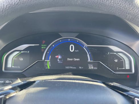 Used 2018 Honda Clarity Plug-In Hybrid image 13
