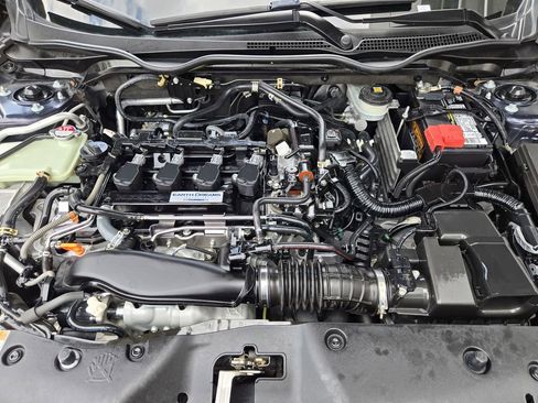 Used 2018 Honda Civic Touring image 20