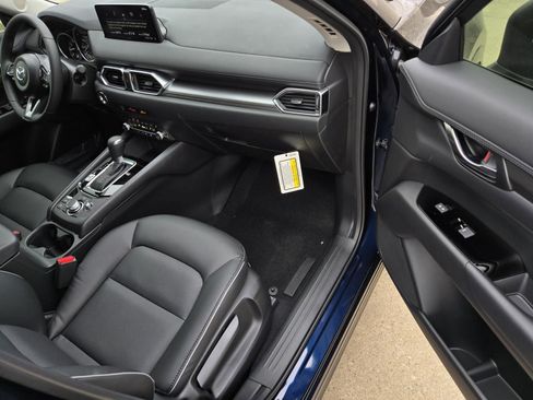 New 2025 MAZDA CX-5 AWD 2.5 S w/ Select Package image 5