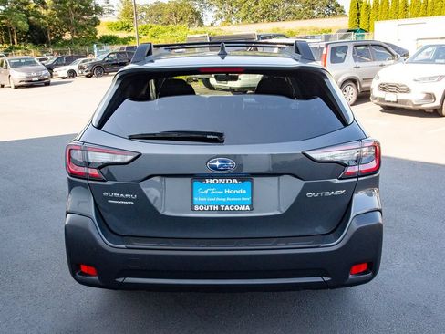 Used 2024 Subaru Outback Premium AWD/4WD image 12