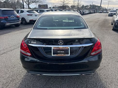 Used 2017 Mercedes-Benz C 300 Sedan image 6
