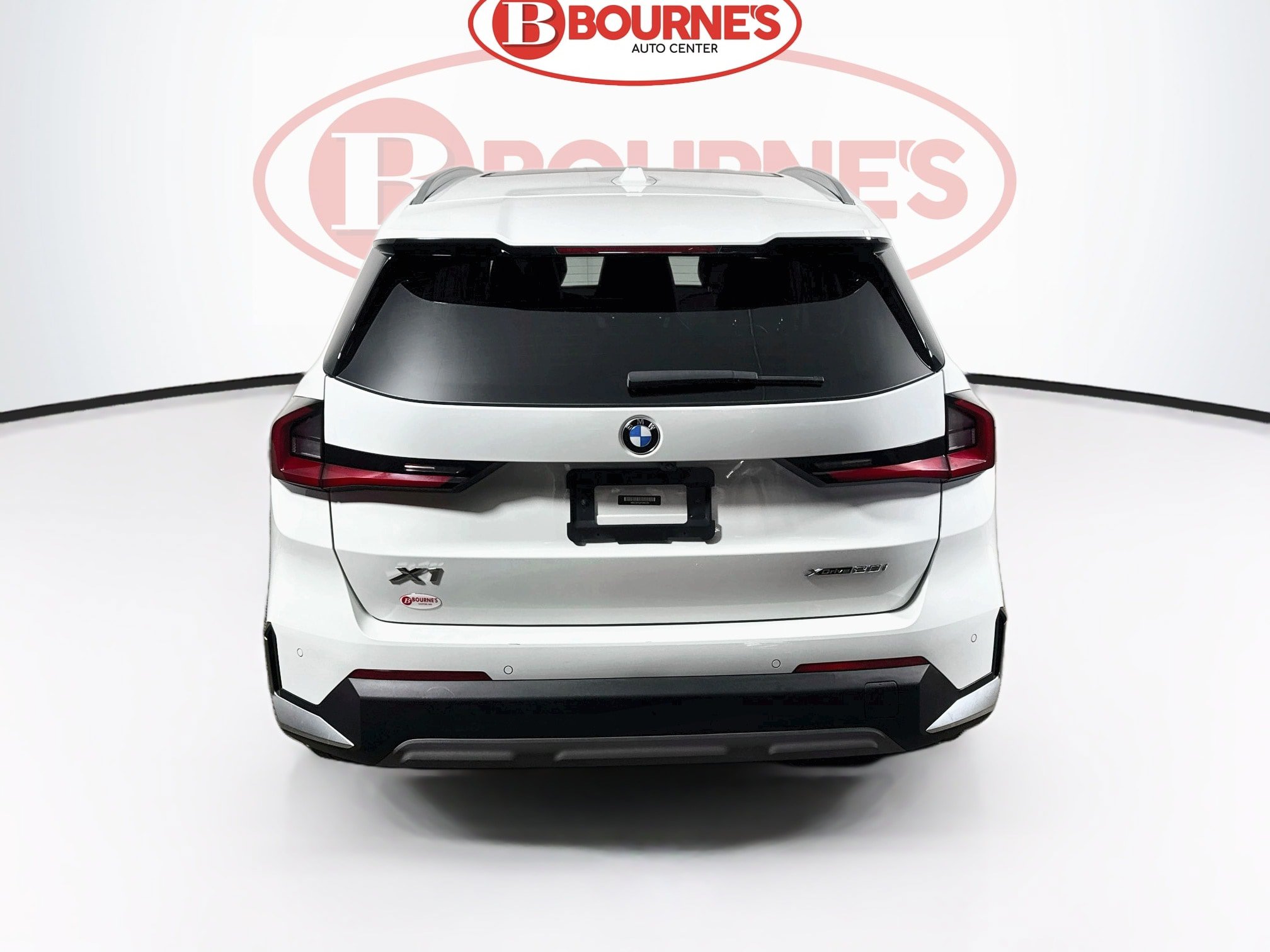 Used 2023 BMW X1 xDrive28i AWD/4WD image 10