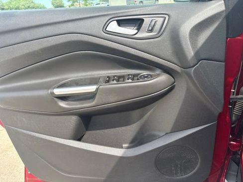 Used 2014 Ford Escape SE FWD image 18