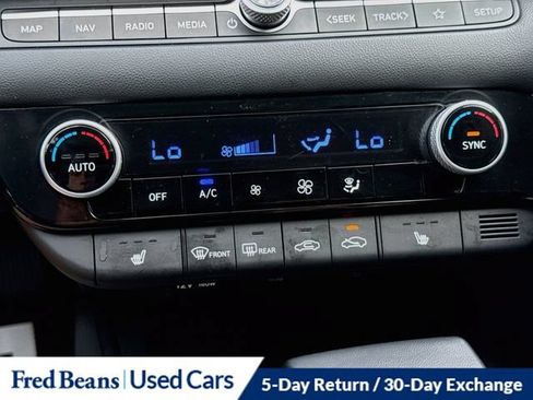 Used 2023 Hyundai Elantra SEL w/ Convenience Package FWD image 23