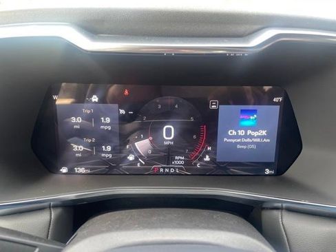 New 2025 GMC Canyon Elevation image 16