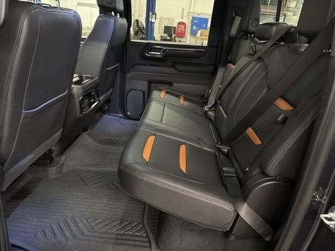 Used 2025 GMC Sierra 2500 AT4 w/ AT4 Preferred Package AWD/4WD image 22