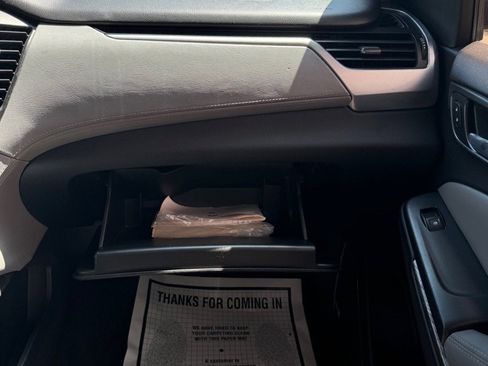 Used 2017 Chevrolet Tahoe LT image 34