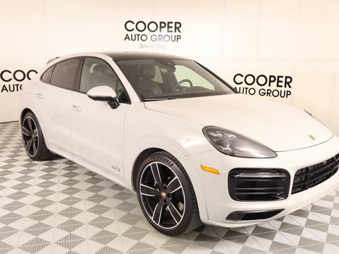 Used 2023 Porsche Cayenne GTS AWD/4WD image 1