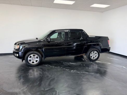 Used 2012 Honda Ridgeline RTS image 2