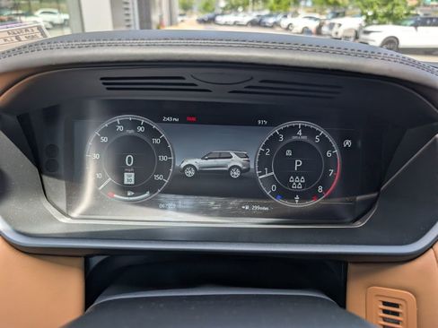 Used 2020 Land Rover Discovery HSE Luxury AWD/4WD image 12