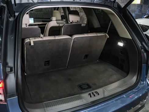 Used 2021 Lincoln Aviator Reserve w/ Elements Package Plus AWD/4WD image 50