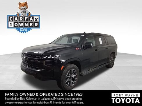 Used 2023 Chevrolet Suburban Z71 w/ Luxury Package image 1