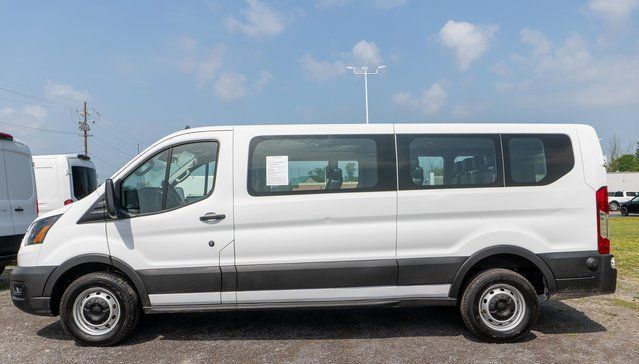 Used 2024 Ford Transit 350 XL RWD image 9
