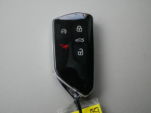 Certified 2025 Volkswagen Atlas SEL AWD/4WD image 33