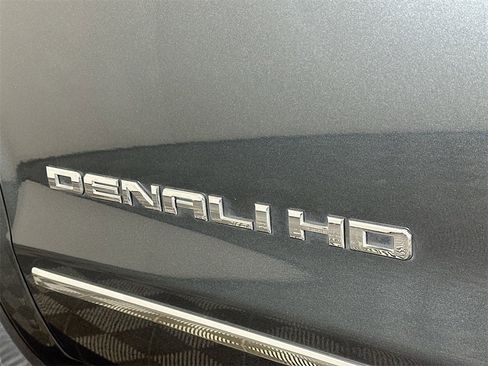 Used 2017 GMC Sierra 2500 Denali w/ Duramax Plus Package image 28