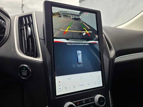 Used 2022 Ford Edge SEL w/ Convenience Package image 20