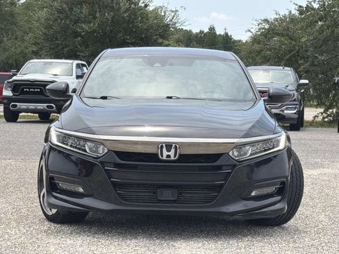 Used 2018 Honda Accord Sport image 4