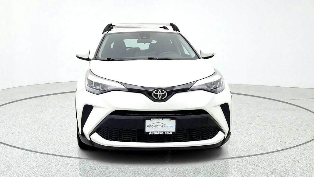 Used 2020 Toyota C-HR LE FWD image 2