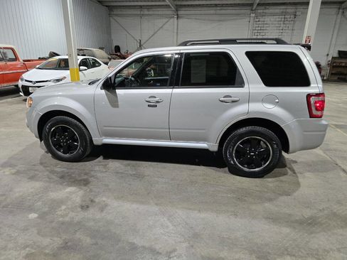 Used 2009 Ford Escape XLT image 5