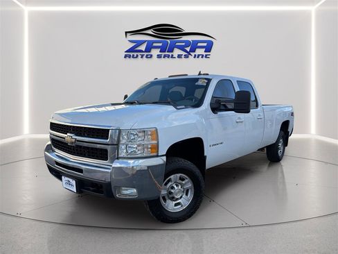 Used 2008 Chevrolet Silverado 2500 LTZ w/ Safety Package AWD/4WD image 1