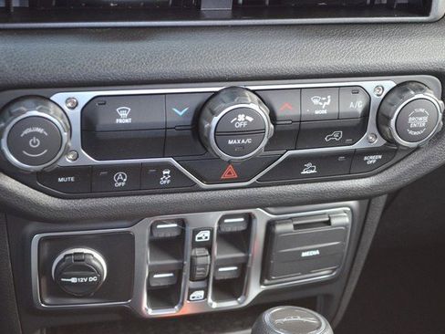 New 2026 Jeep Gladiator Sport image 27