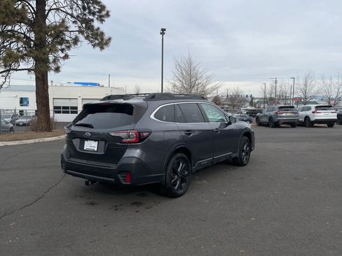 Used 2022 Subaru Outback Onyx Edition XT image 2