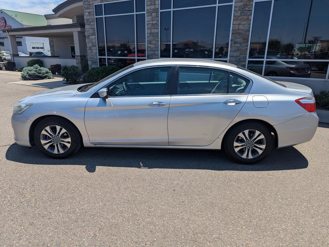 Used 2014 Honda Accord LX image 2