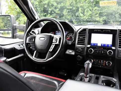 Used 2017 Ford F150 Lariat w/ Equipment Group 502A Luxury AWD/4WD image 20