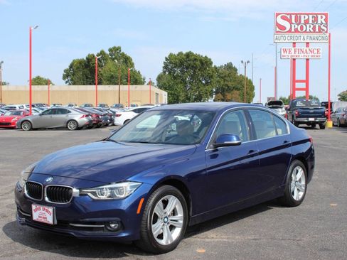Used 2018 BMW 330i xDrive 330i xDrive AWD 4dr Sedan image 7