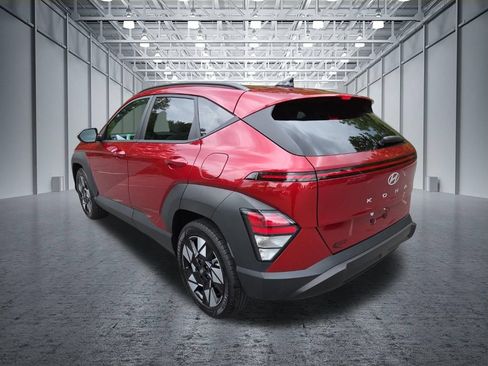 Used 2025 Hyundai Kona SEL FWD image 6