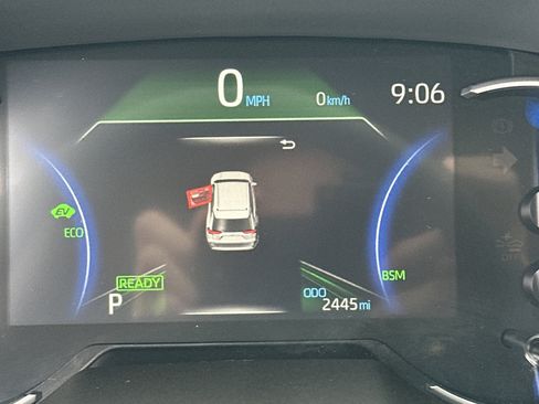 Certified 2025 Toyota RAV4 XLE image 22