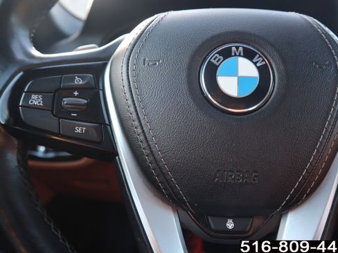 Used 2018 BMW 540i xDrive w/ Premium Package image 19