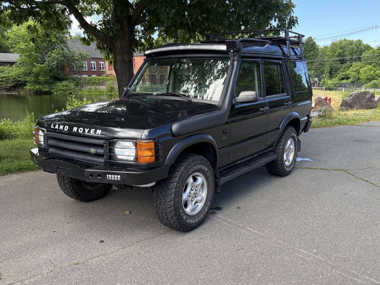 Used 2001 Land Rover Discovery SE AWD/4WD image 2