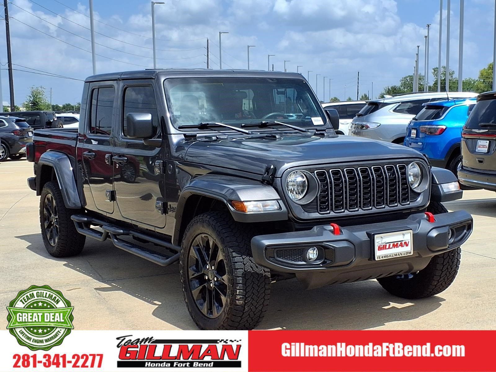 Used 2025 Jeep Gladiator Sport AWD/4WD image 1